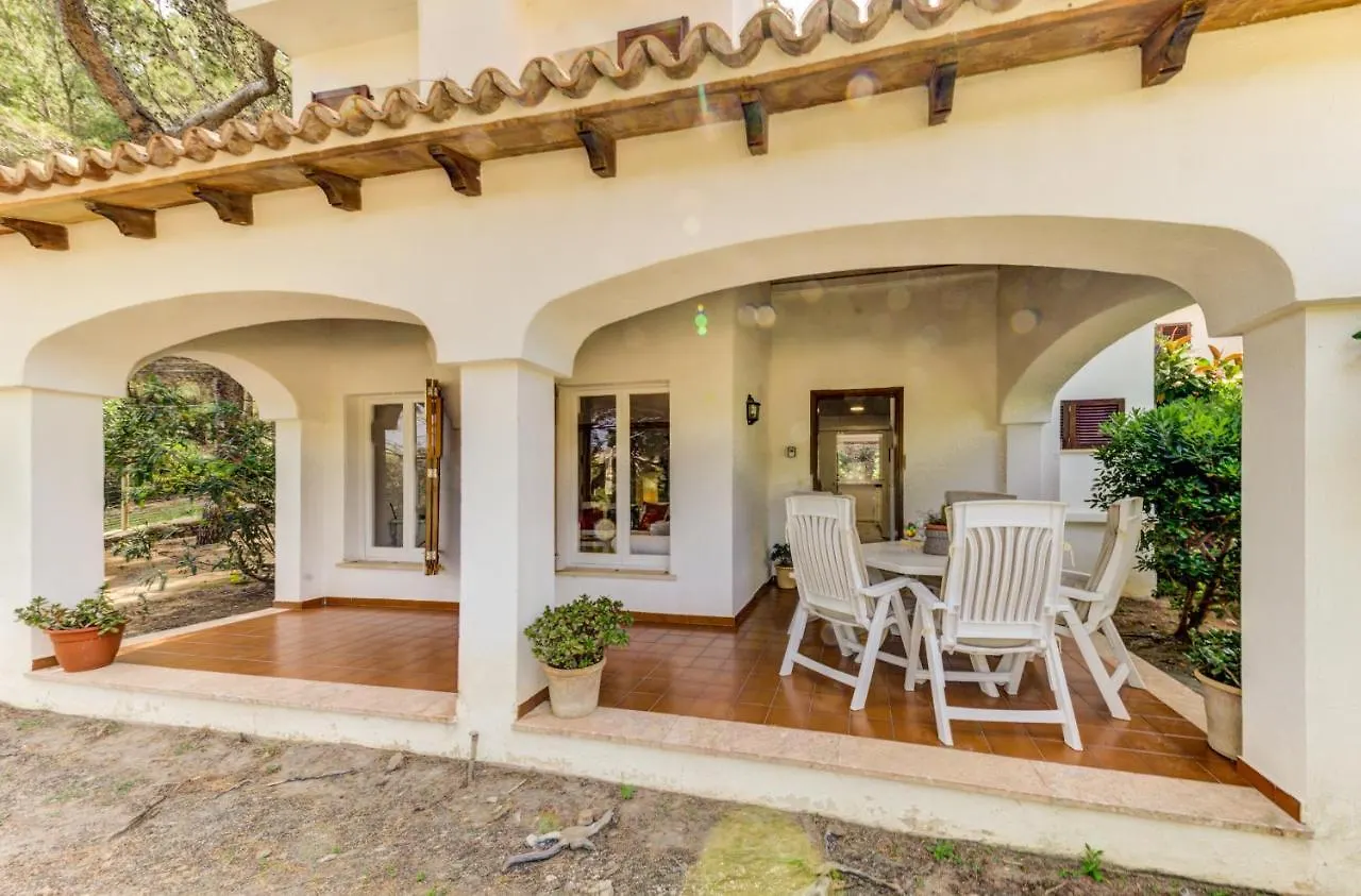 Holiday home Can Botana 6
